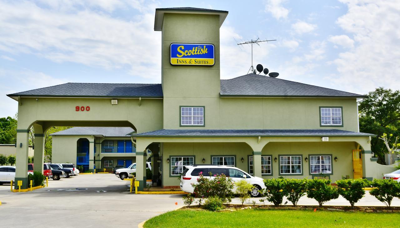 Scottish Inn And Suites Alvin Exteriér fotografie